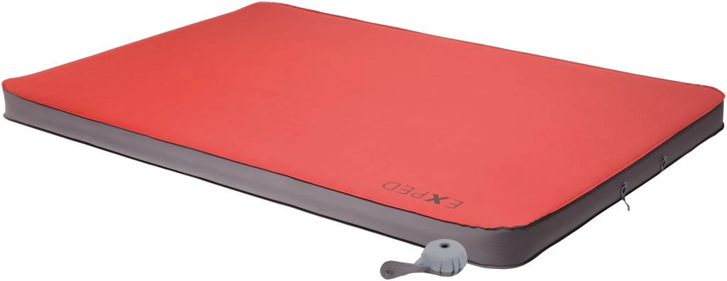 Exped MegaMat Duo 10 LW+ Incl Pump Ruby Red 2 Exped MegaMat Duo 10 LW+ Incl Pump Ruby Red – Image 2