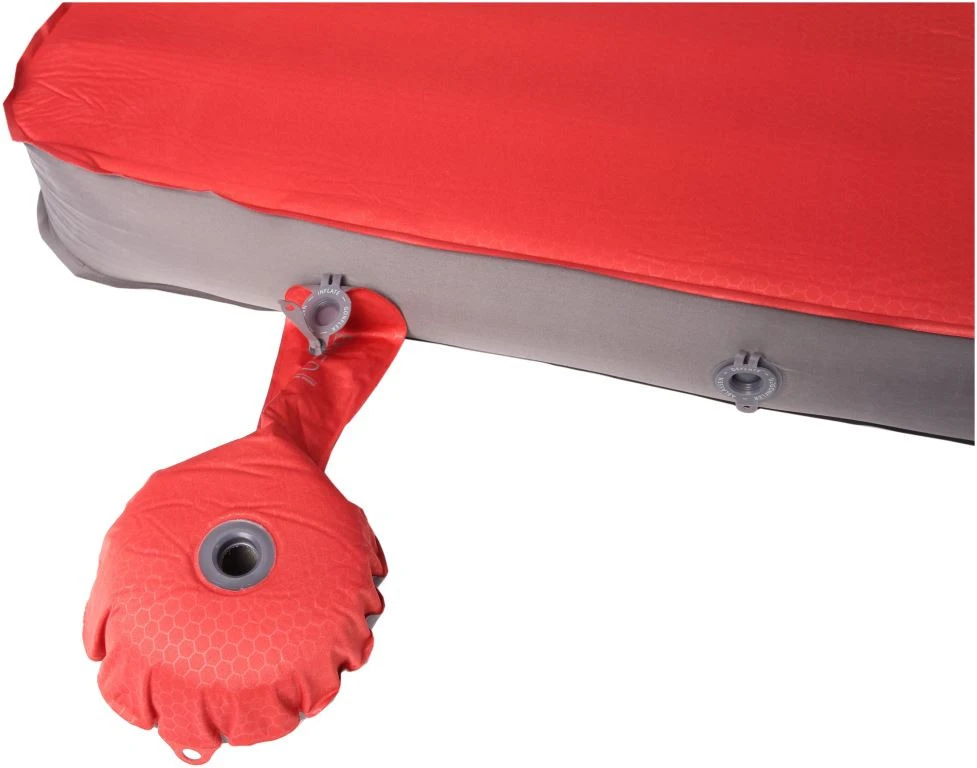 Exped MegaMat Duo 10 M Incl Pump Ruby Red 5 Exped MegaMat Duo 10 M Incl Pump Ruby Red – Image 5